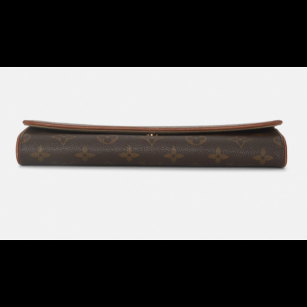 Louis Vuitton Monogram Pochette Twin - Picture 7 of 15